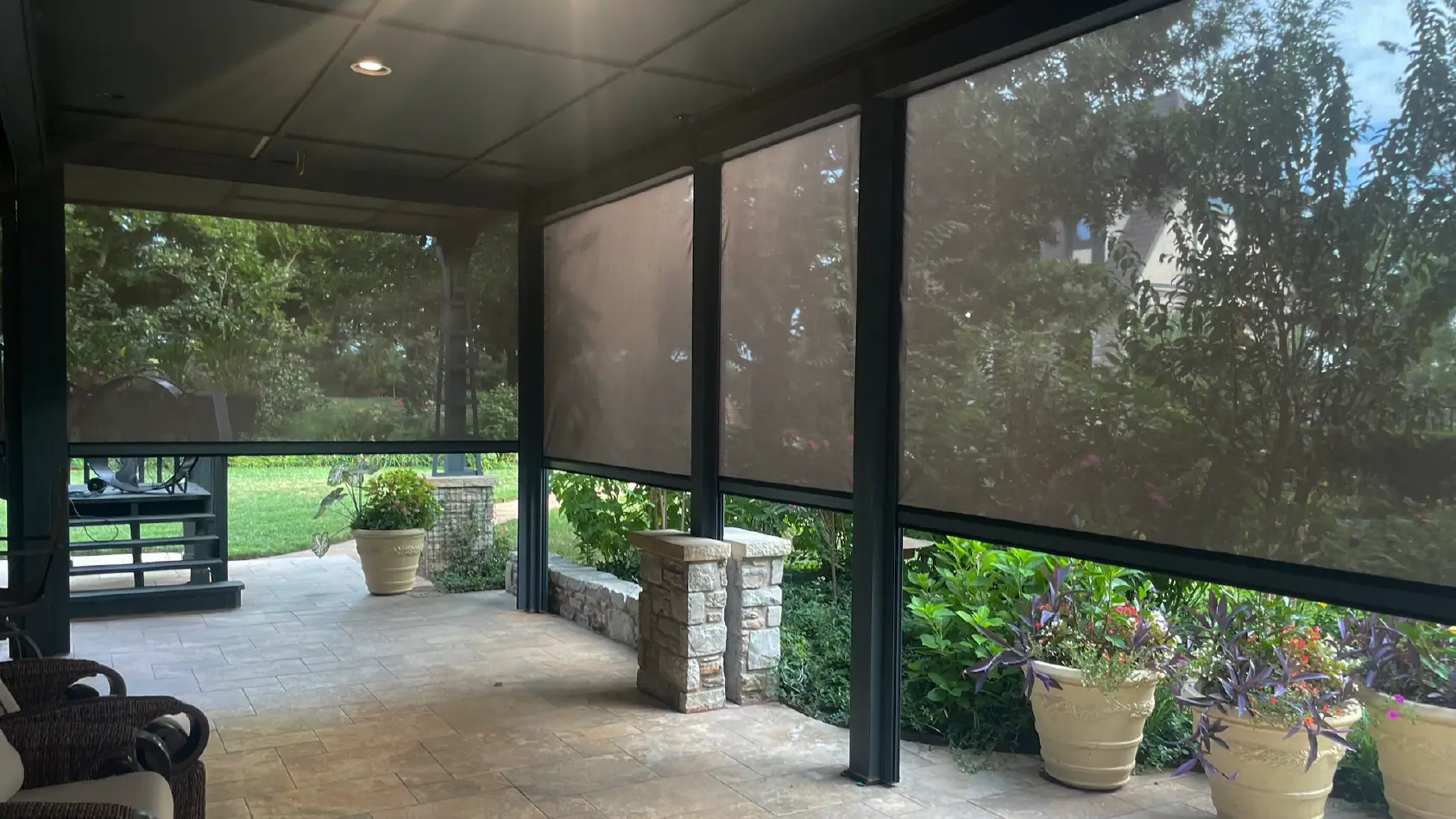 KAOS Outdoor Shade